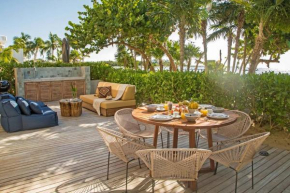 Ocean Front & Private Beach - 2 BR Apartment